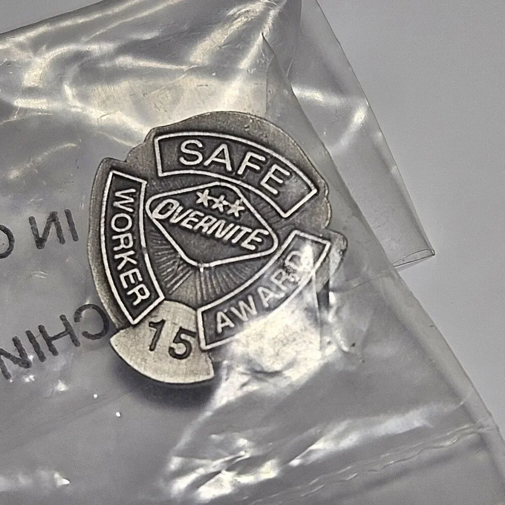 Safe Worker Award Overnight 15 Silver Tone Vintage Lapel Pin New
